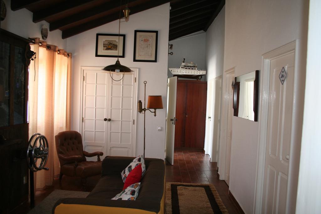Santa Maria Do Mar Guest House Peniche Bagian luar foto